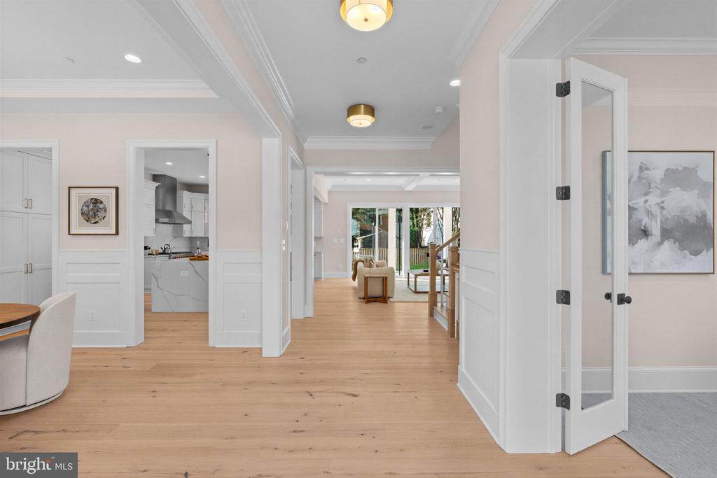 5104 FAIRGLEN LANE