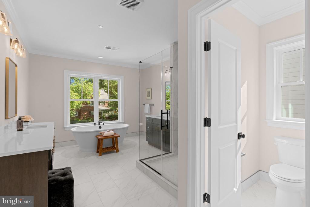 5104 FAIRGLEN LANE