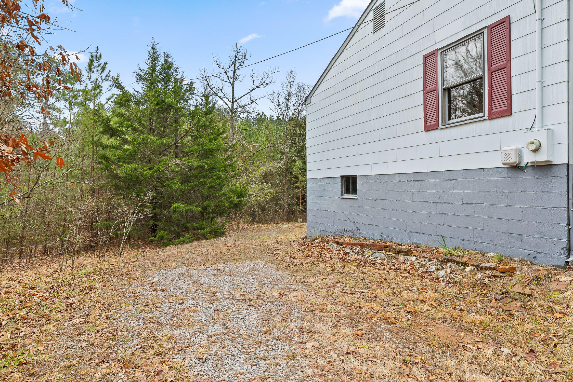145 Davis Road