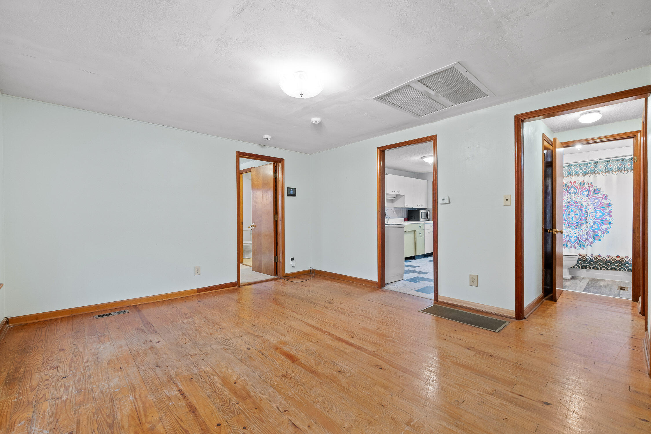 145 Davis Road