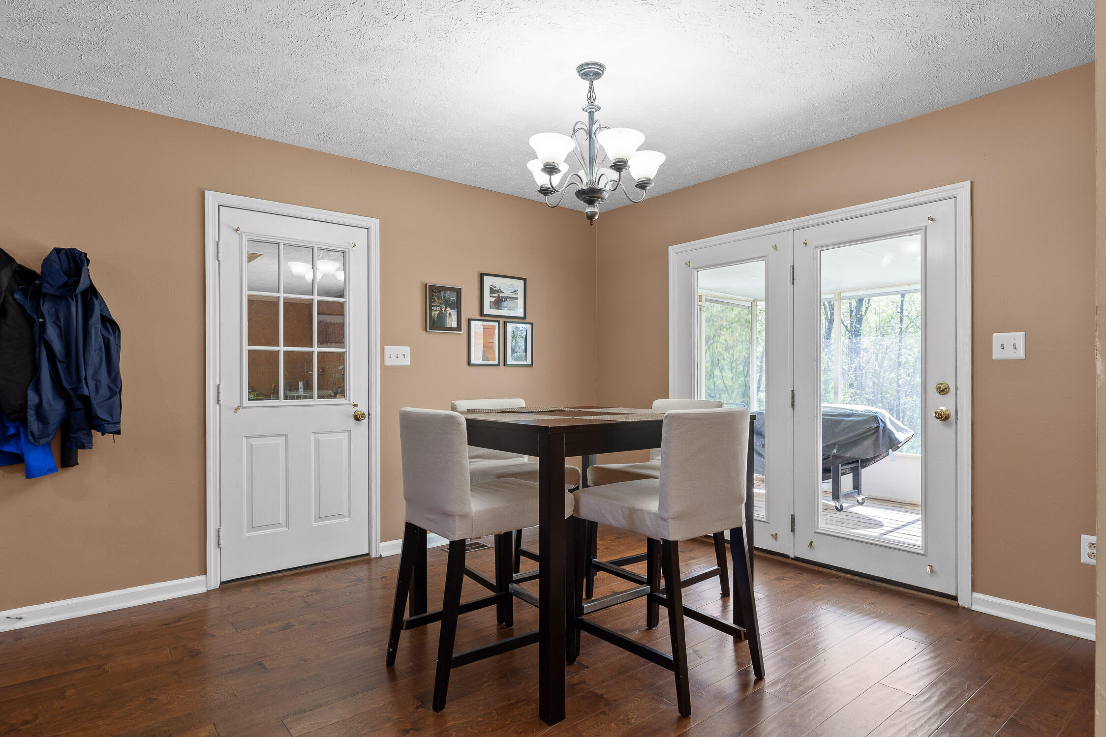 140 Scenic Circle