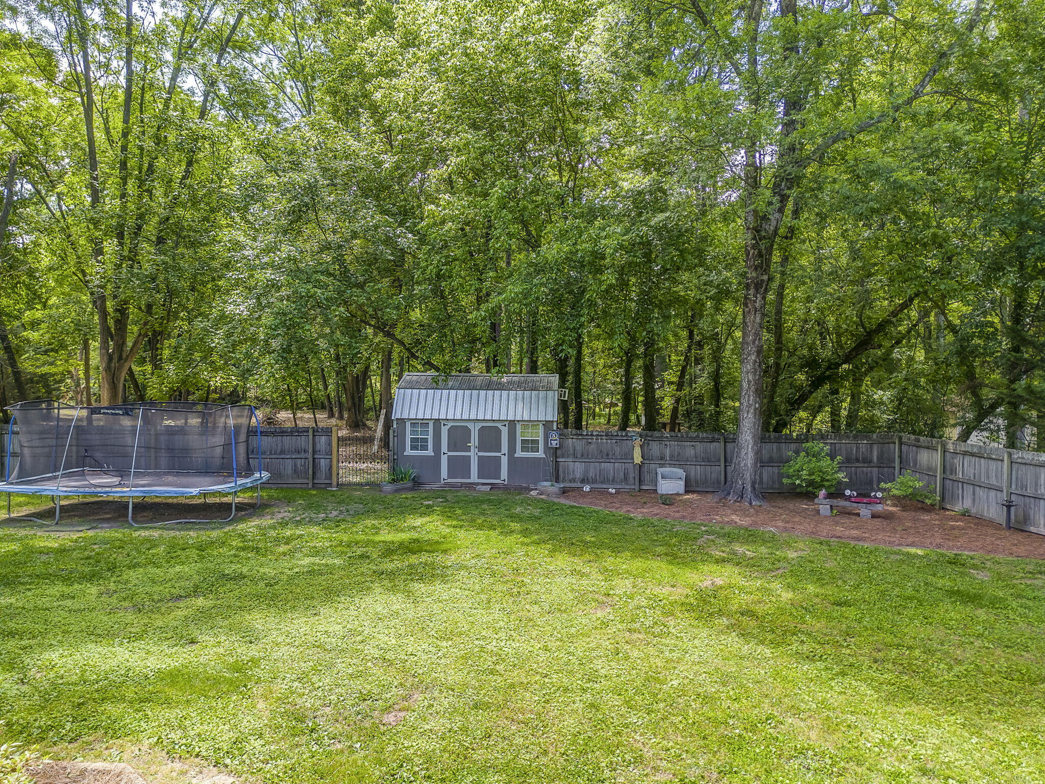 201 N Tibbs Road
