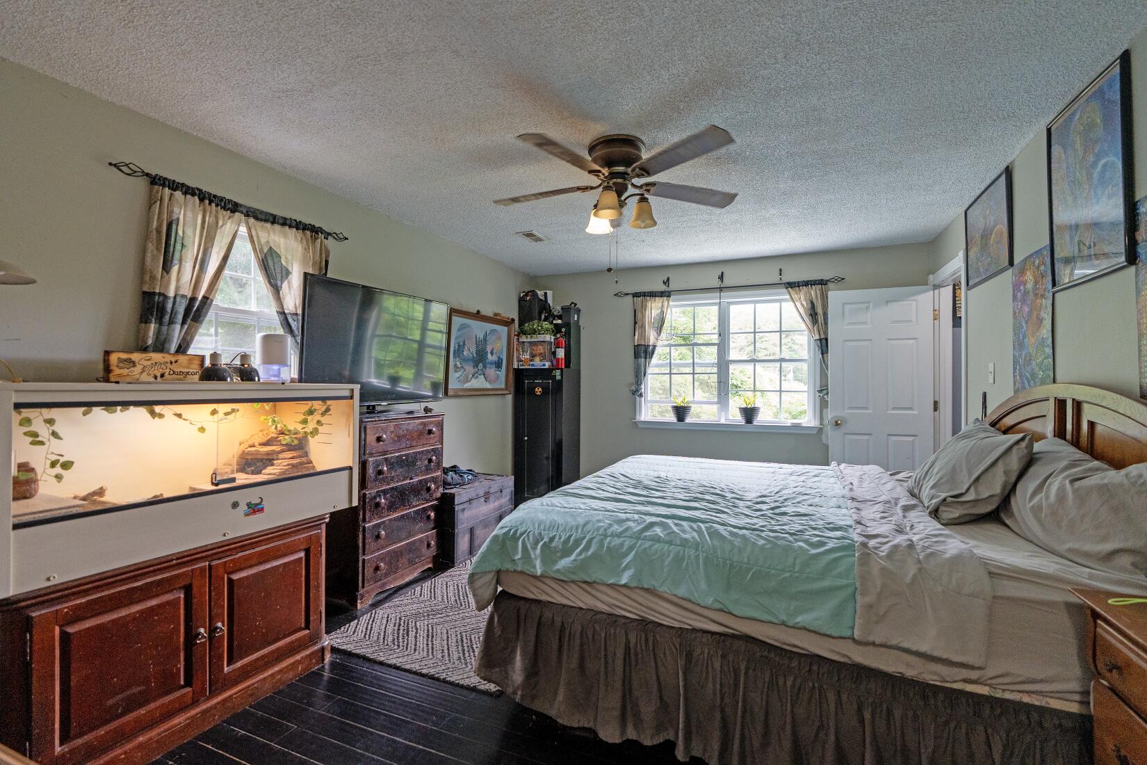 905 Prospect Road