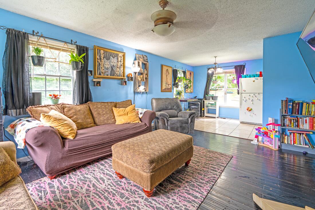 905 Prospect Road