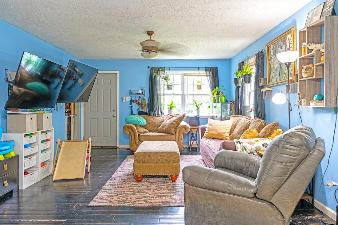 905 Prospect Road