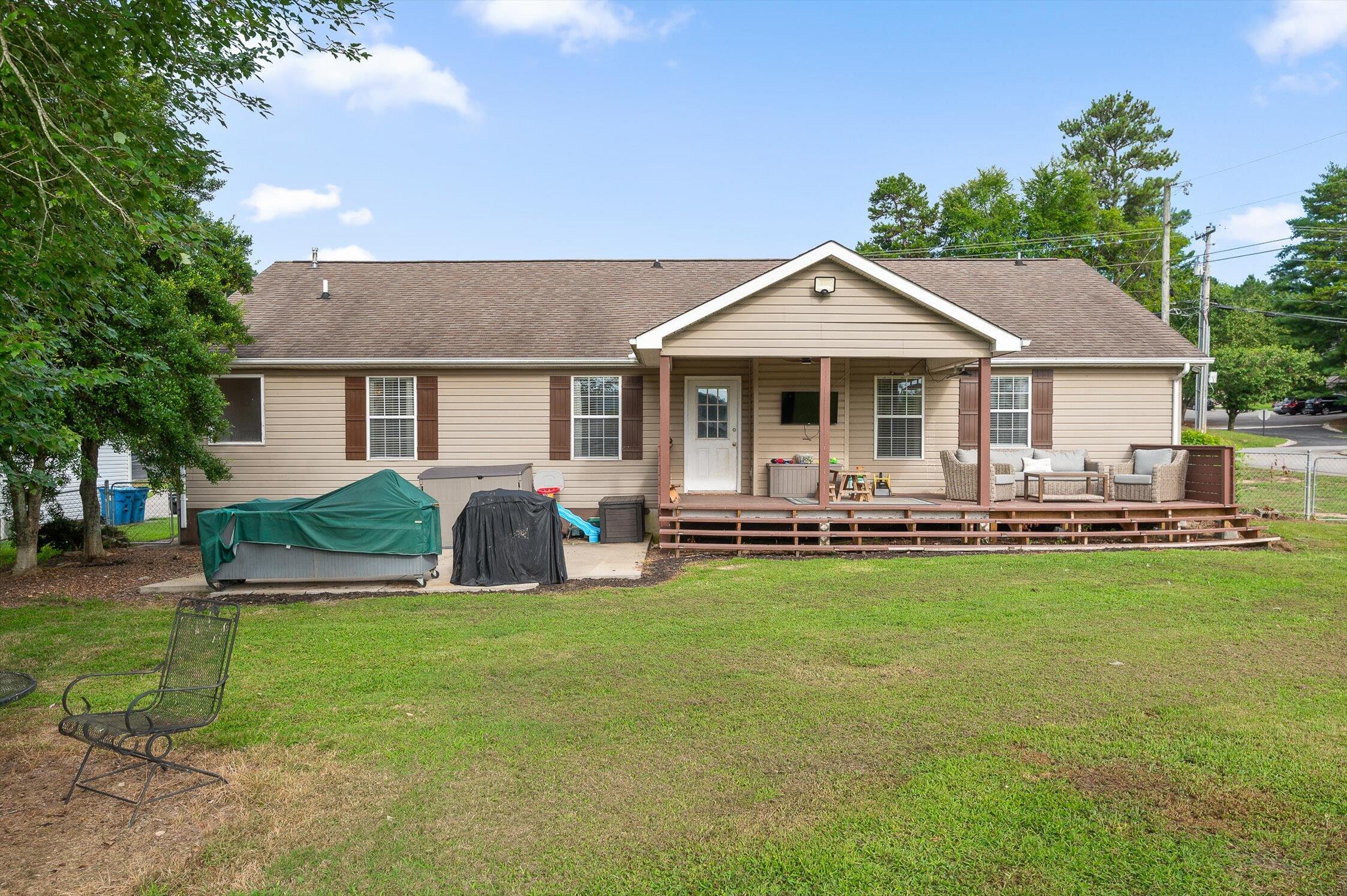 338 Chapman Road