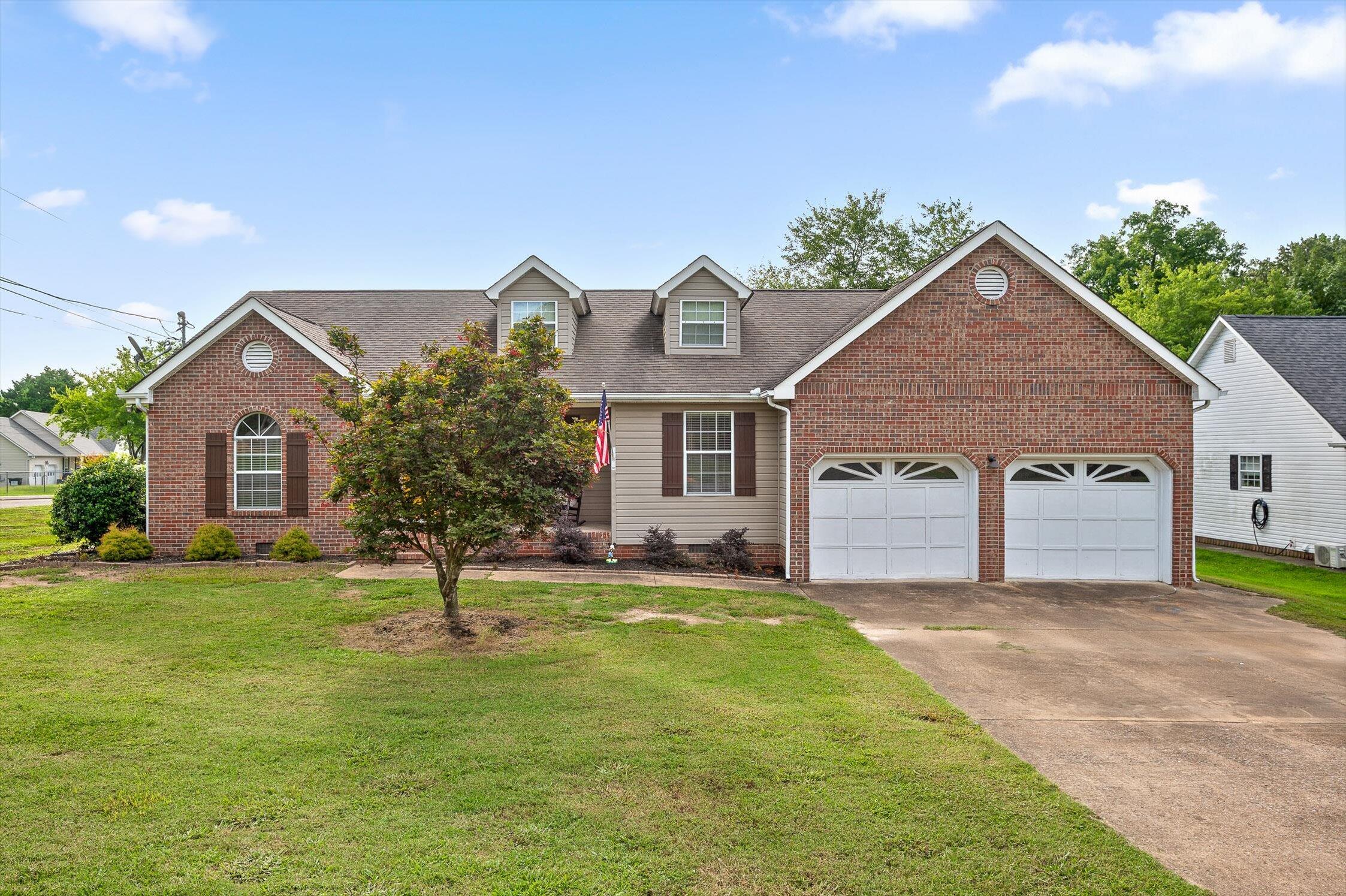 338 Chapman Road