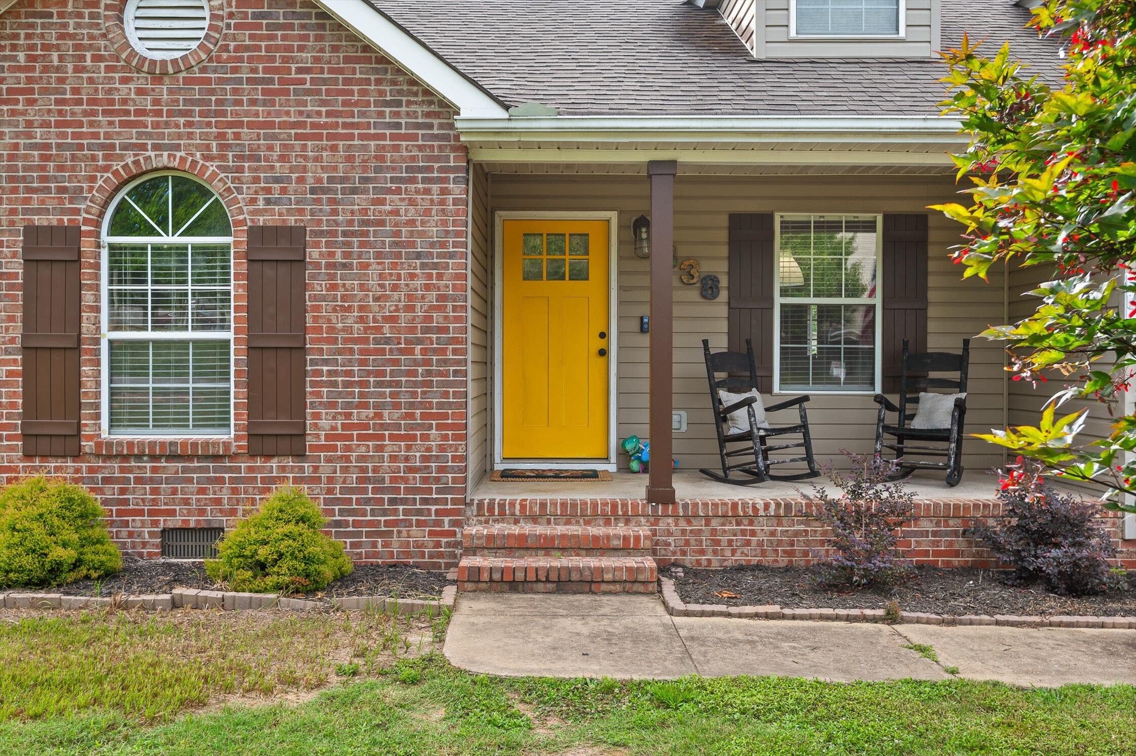 338 Chapman Road