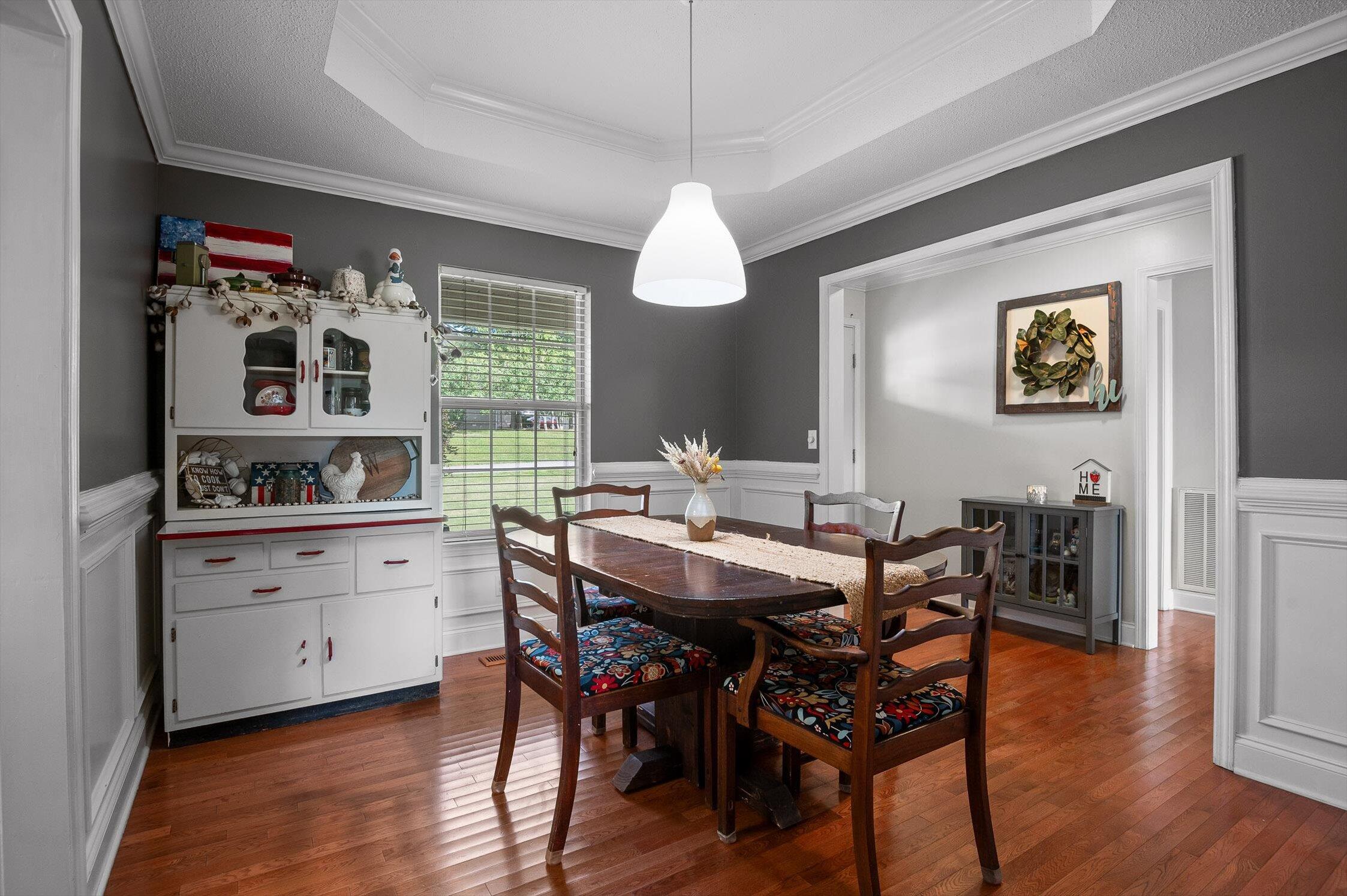 338 Chapman Road