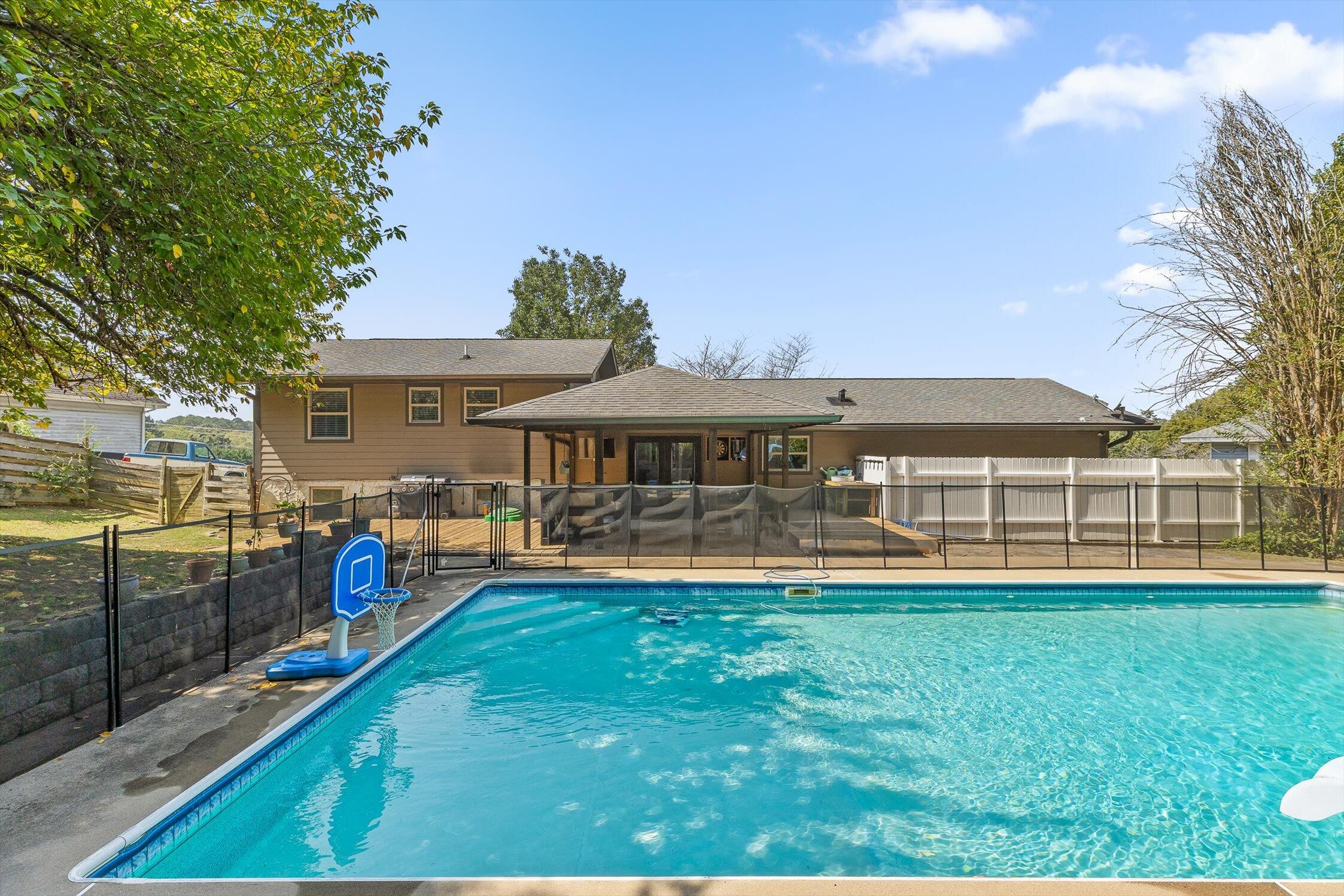 316 Townsend Circle