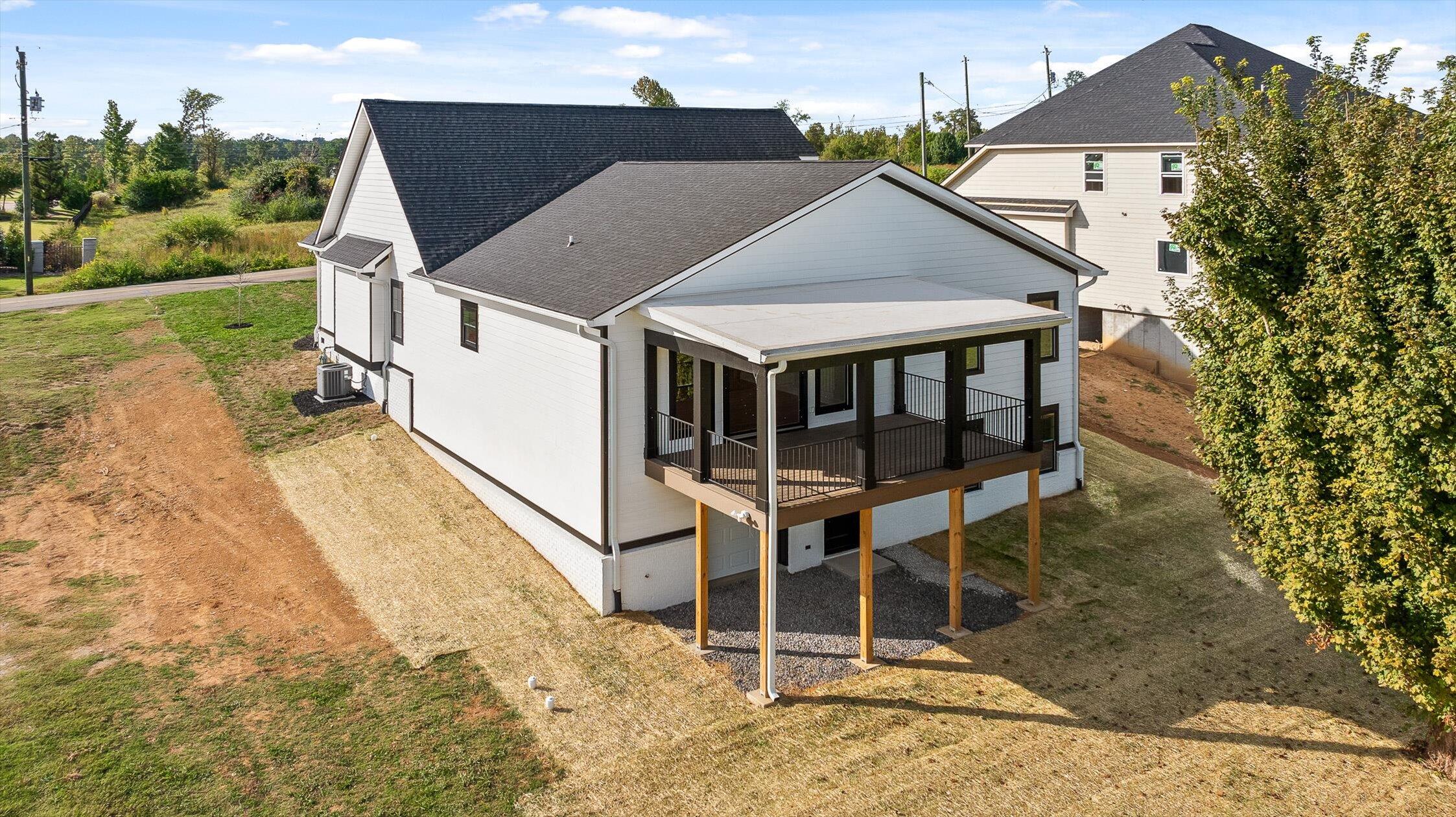 1736 Gray Road
