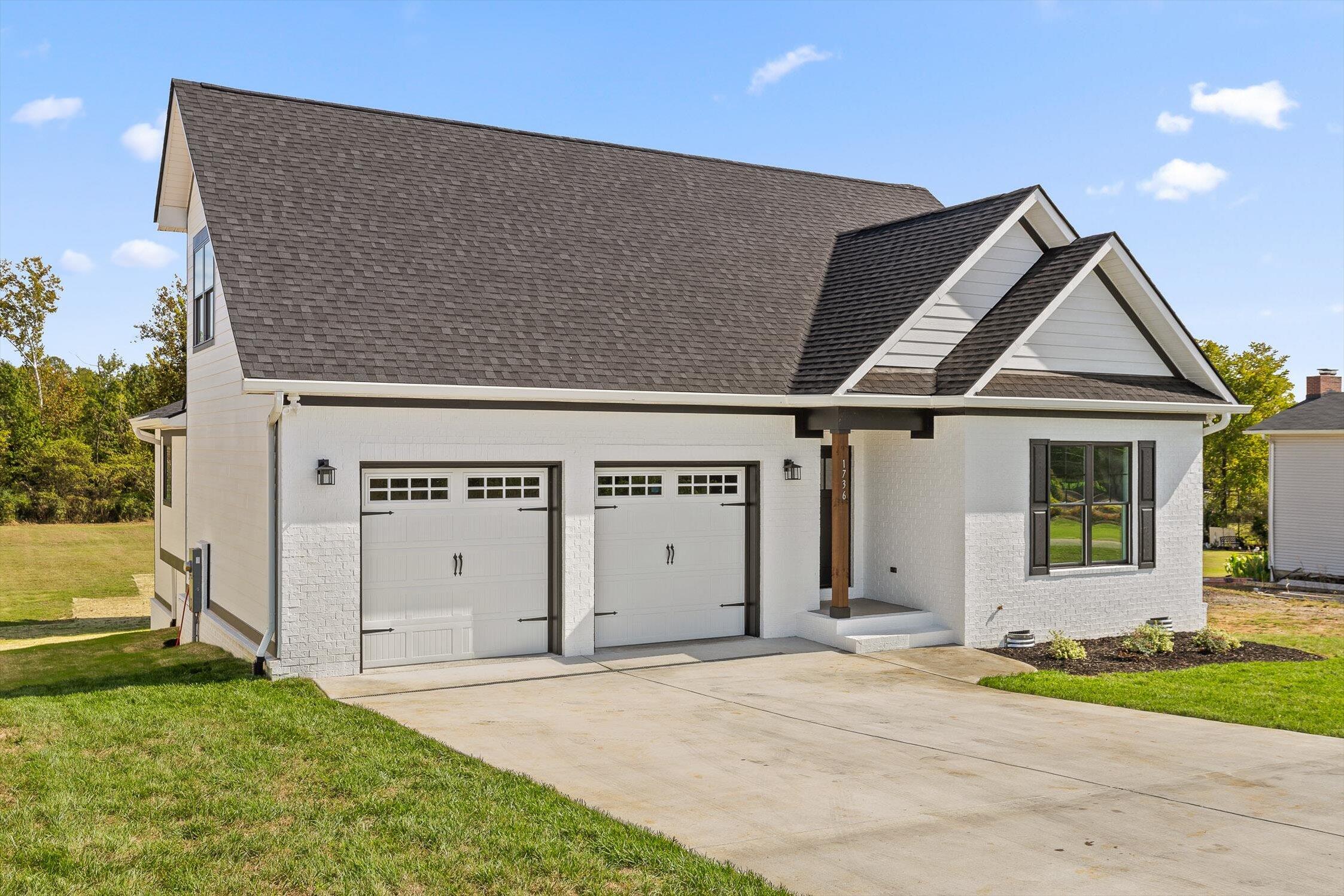1736 Gray Road