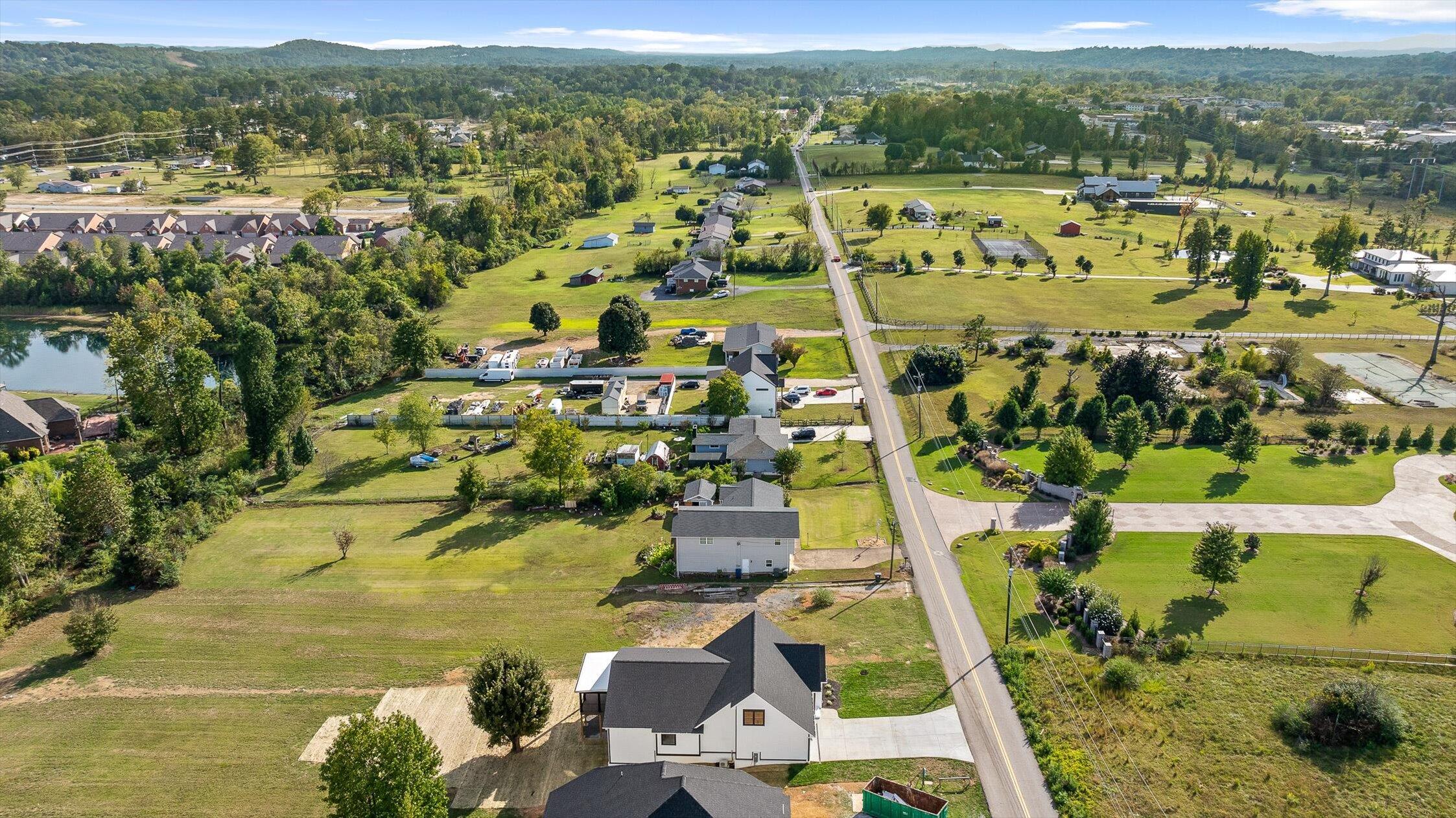 1736 Gray Road
