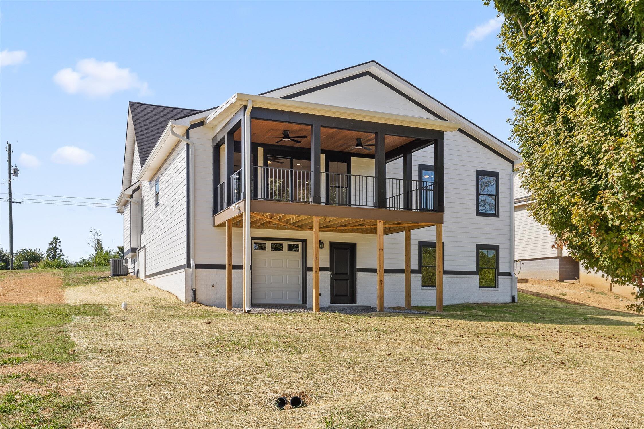 1736 Gray Road