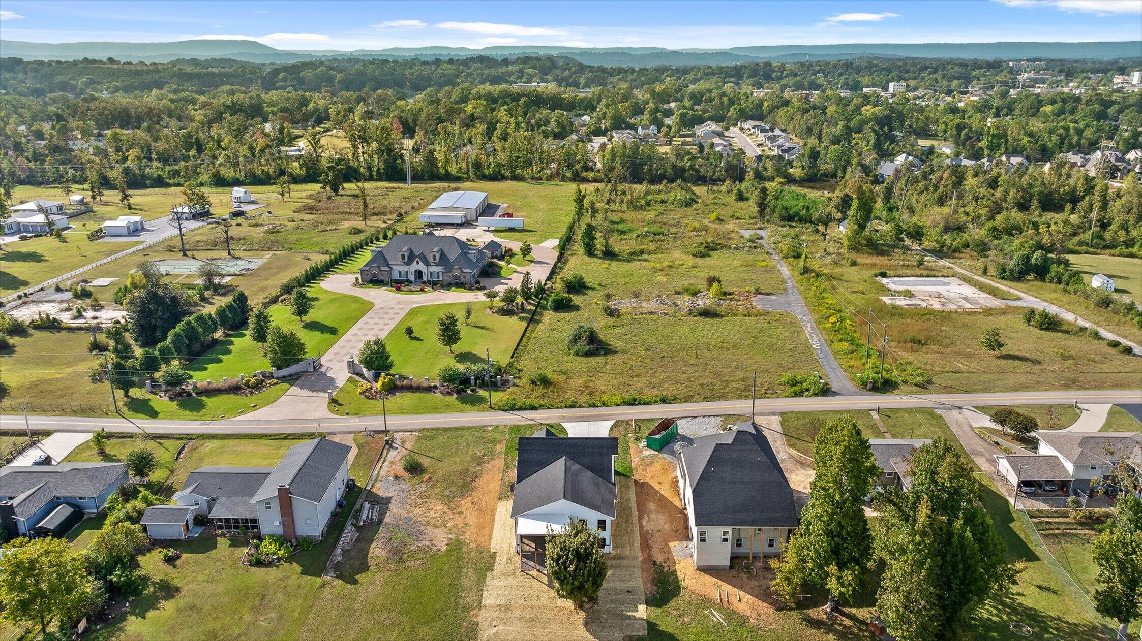 1736 Gray Road
