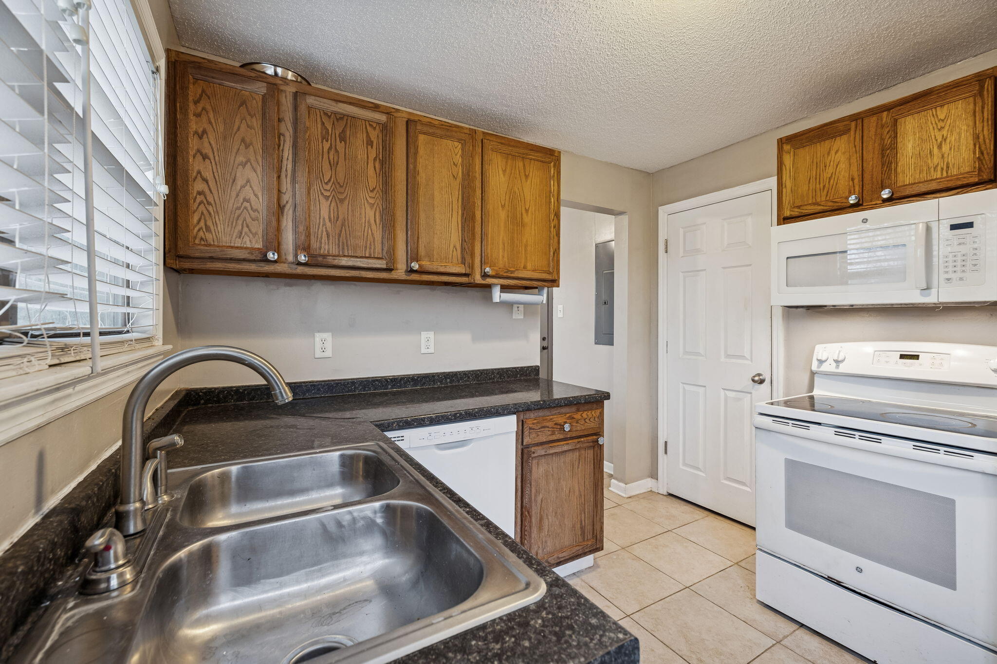 3174 N Marble Top Road
