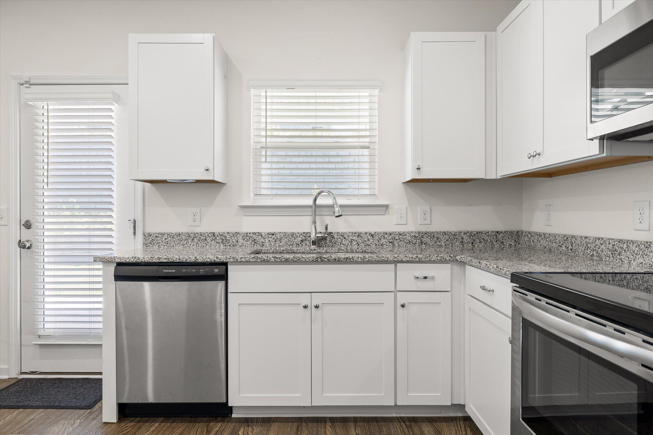 637 Collington Circle