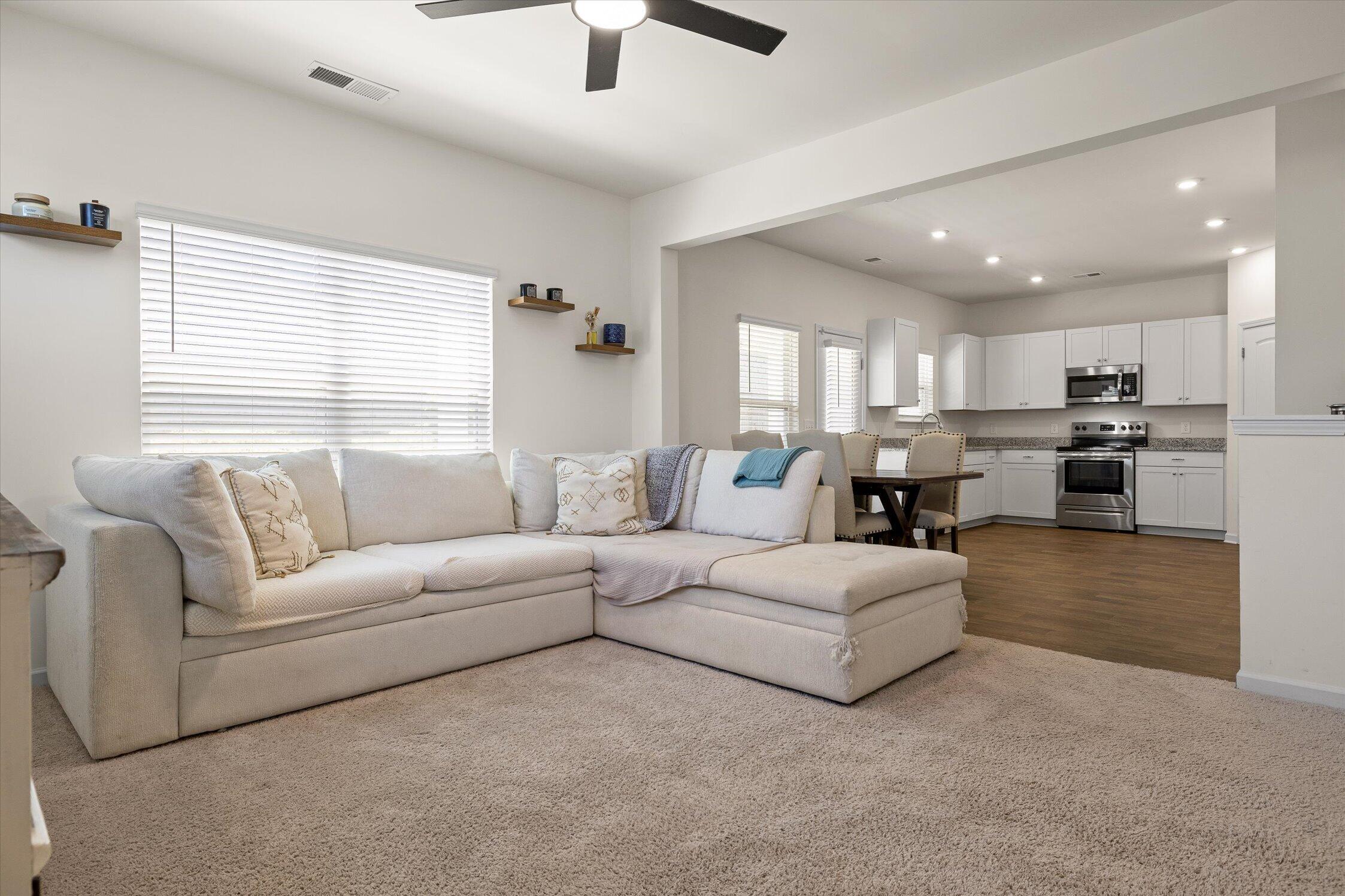 637 Collington Circle