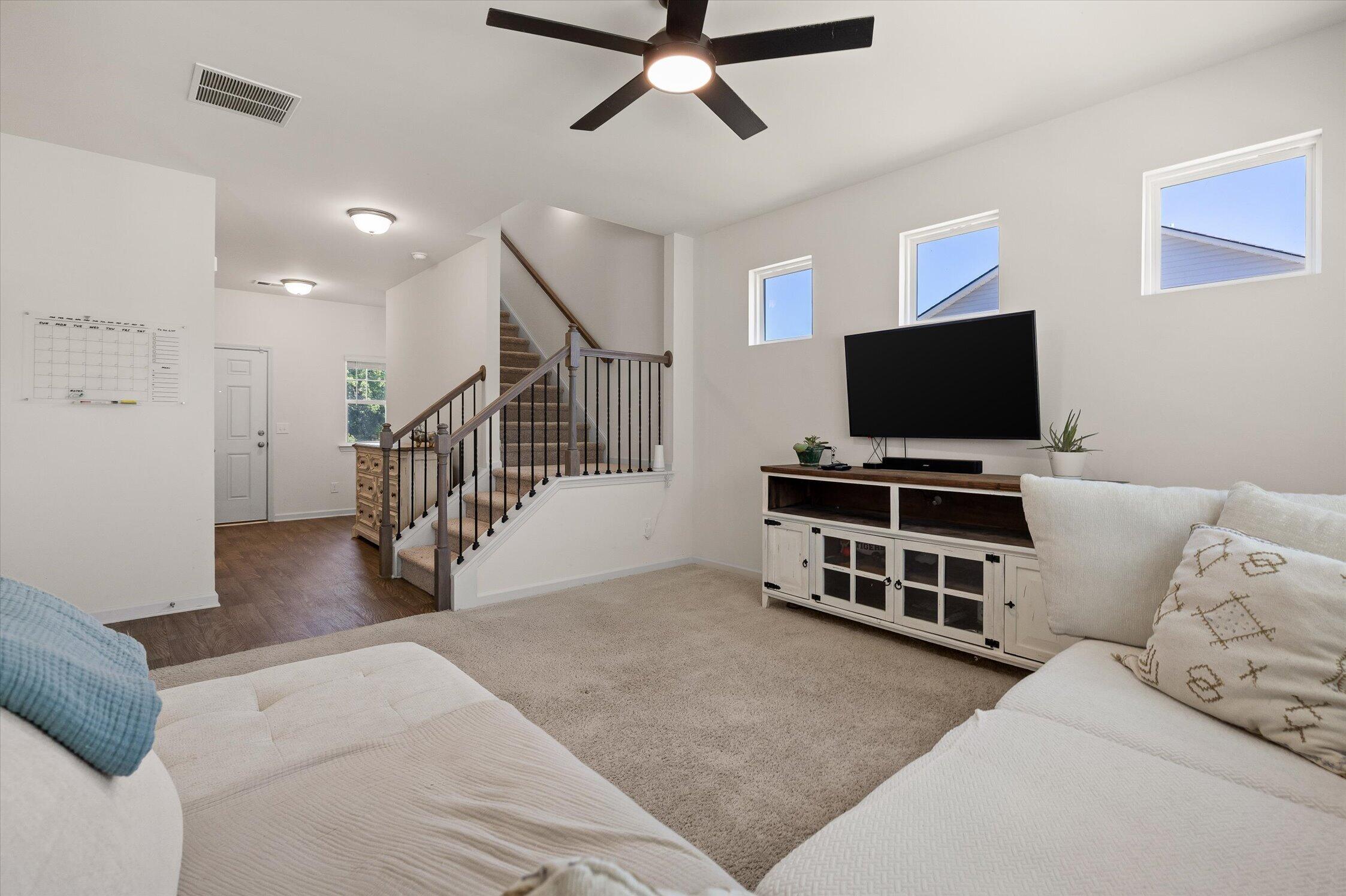 637 Collington Circle