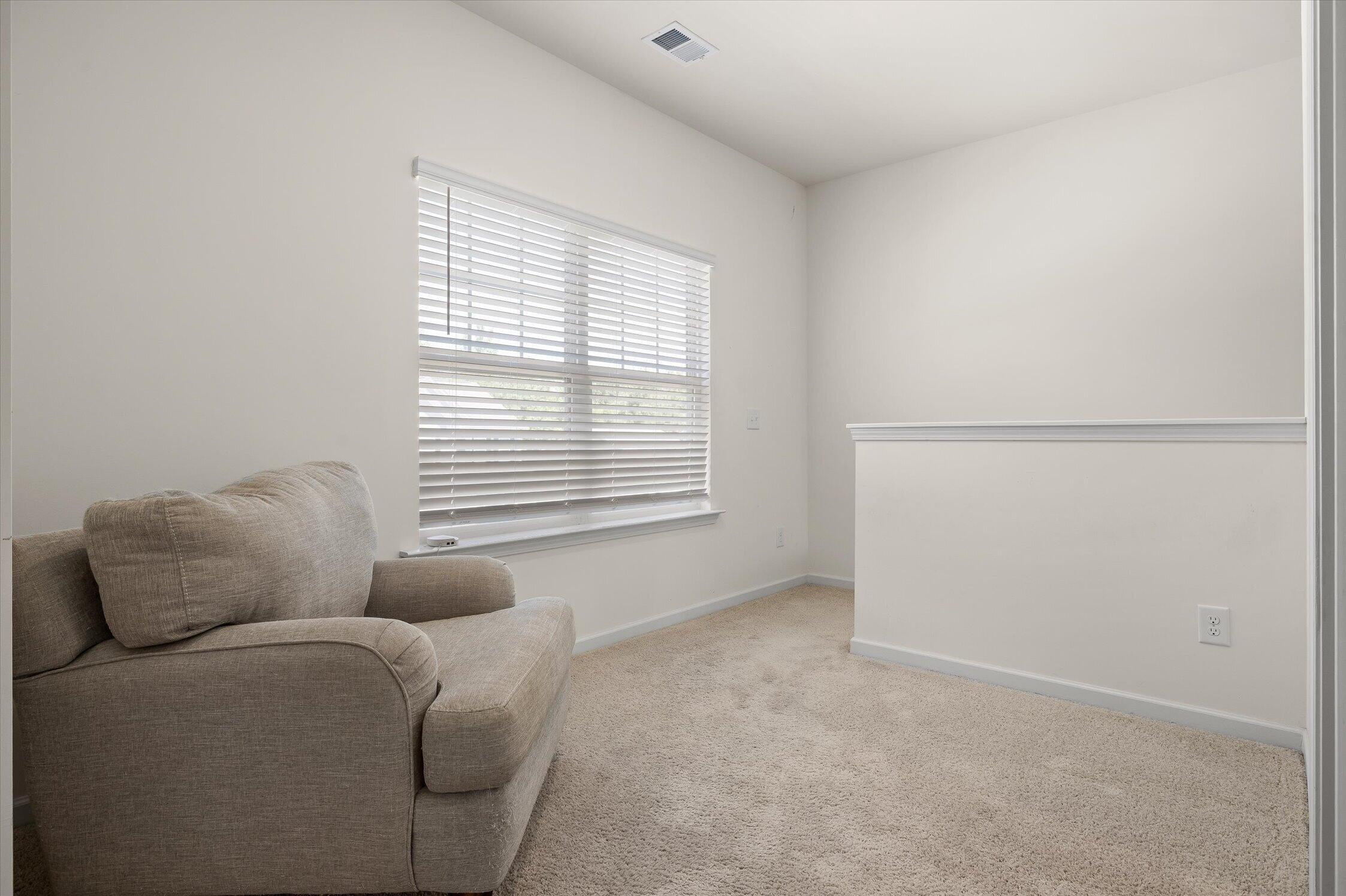 637 Collington Circle