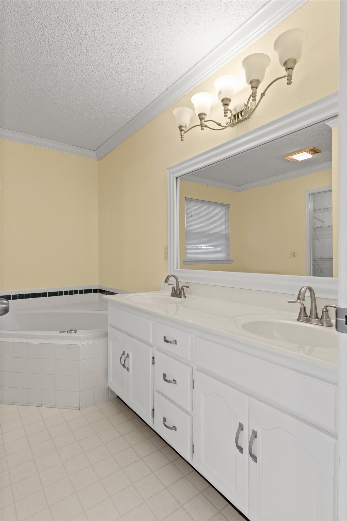 622 Pine Brow Trail