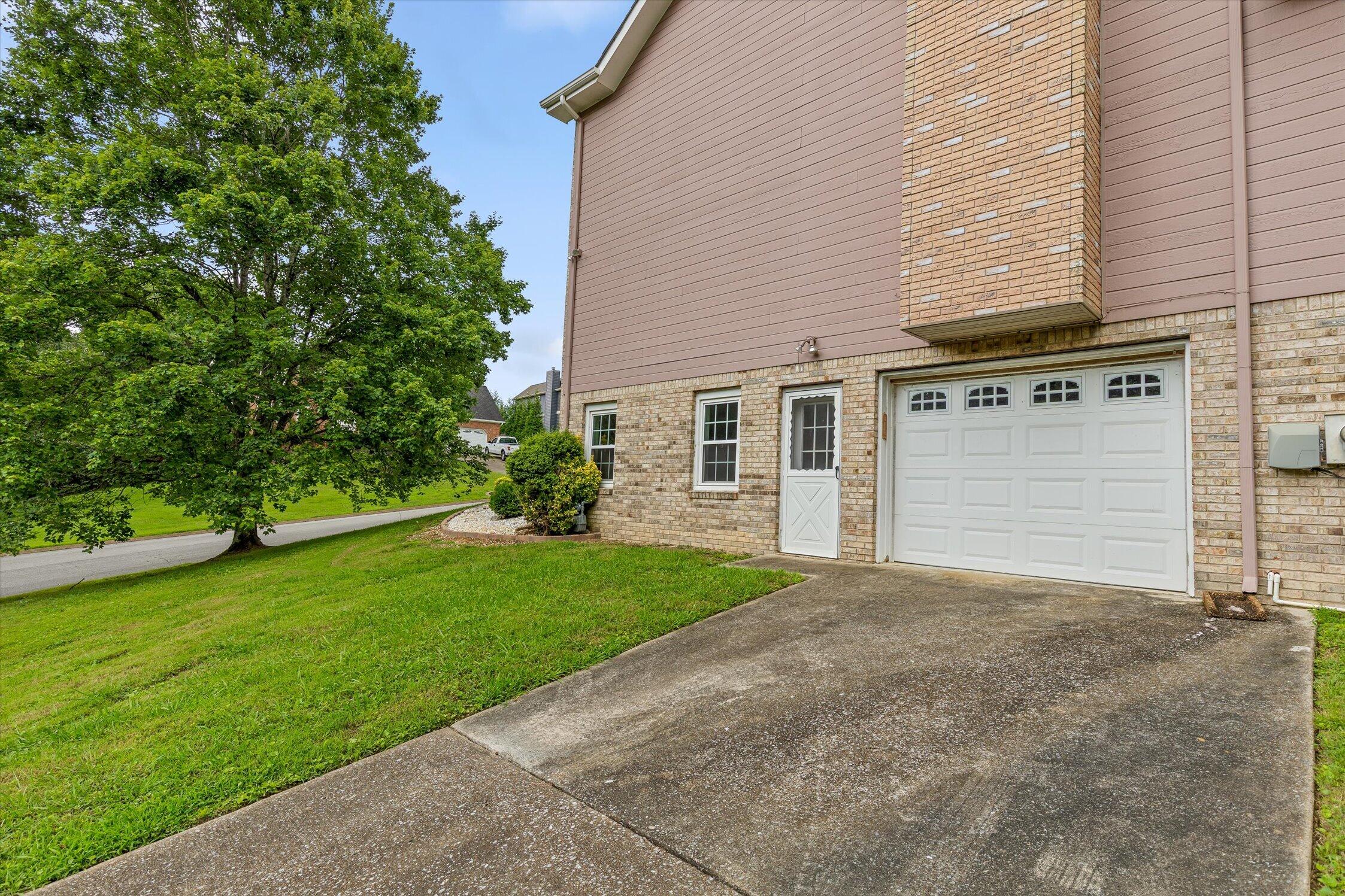 622 Pine Brow Trail
