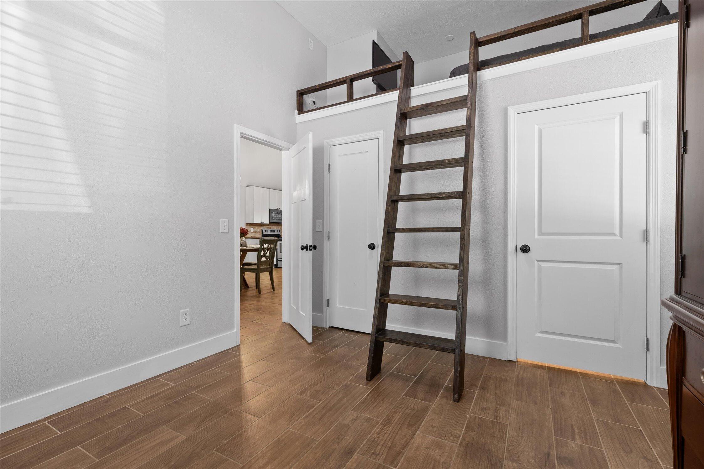600 Edgeman Road