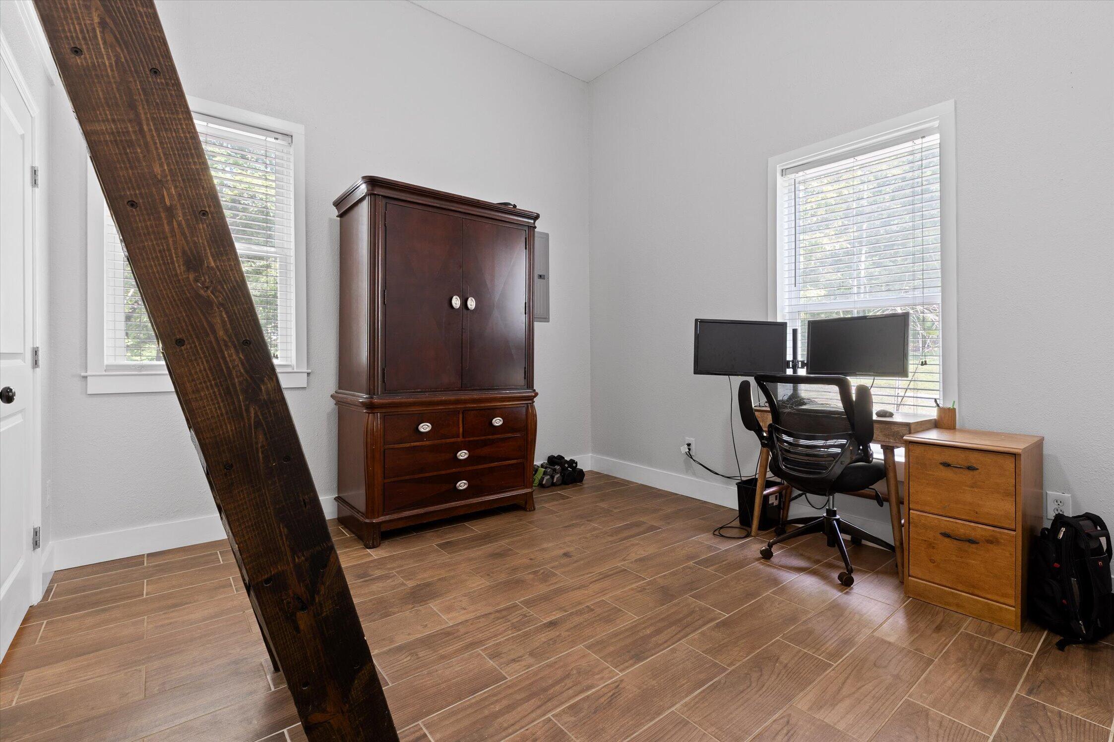 600 Edgeman Road