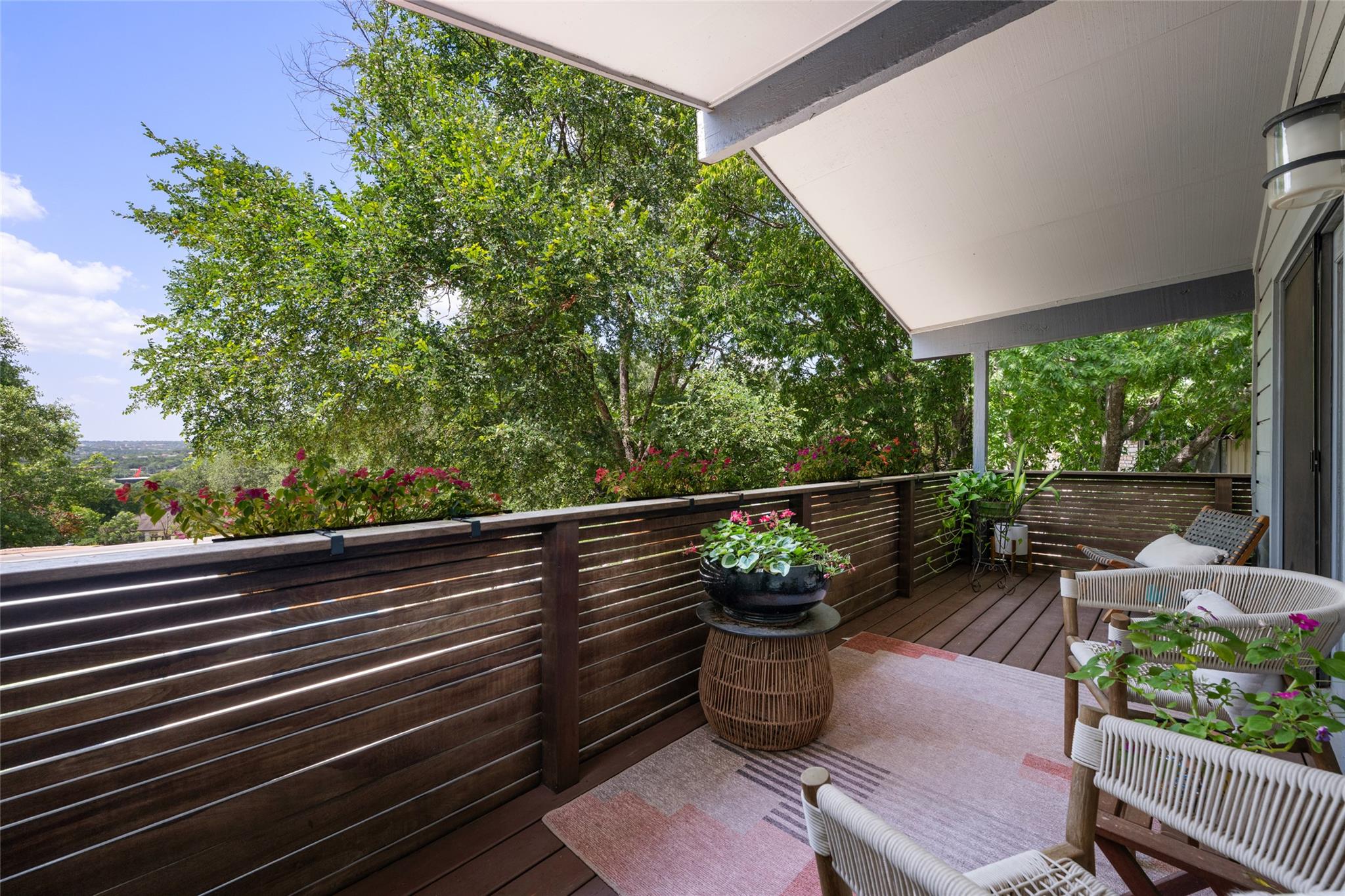 8400 Mesa Doble LN