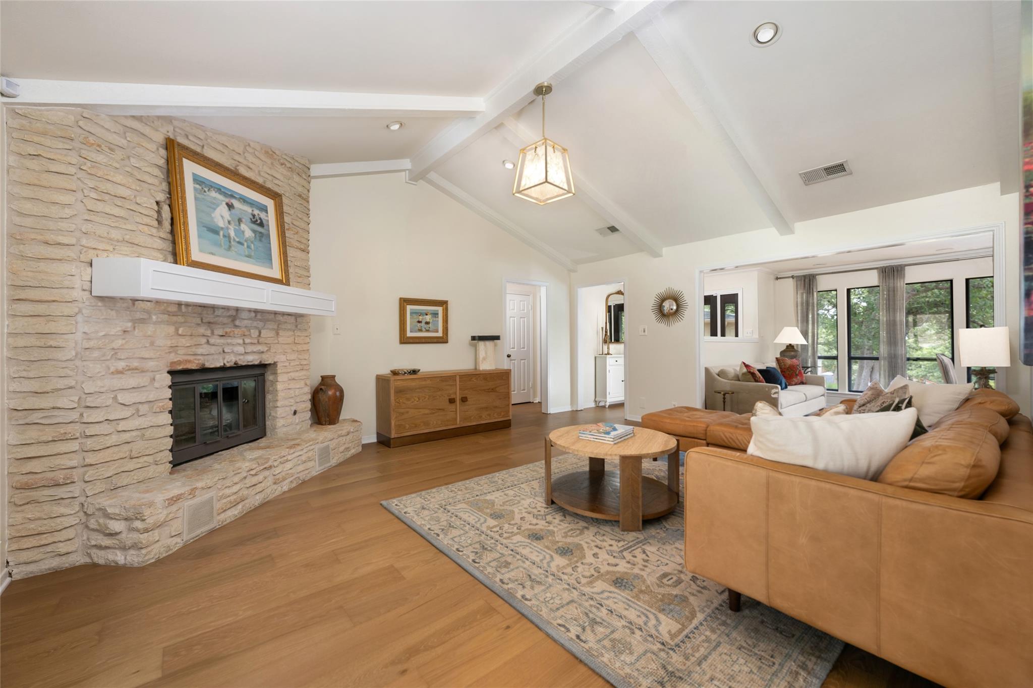 8400 Mesa Doble LN