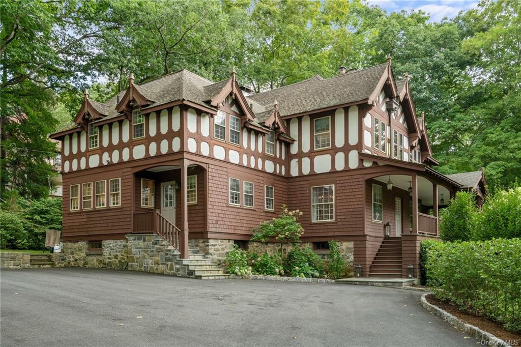 31 Lorillard Road Tuxedo Park Fine Homes