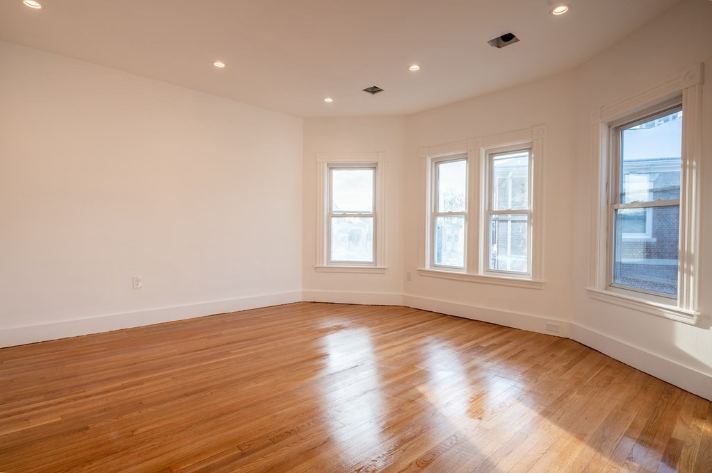 19 Sprague St # 2