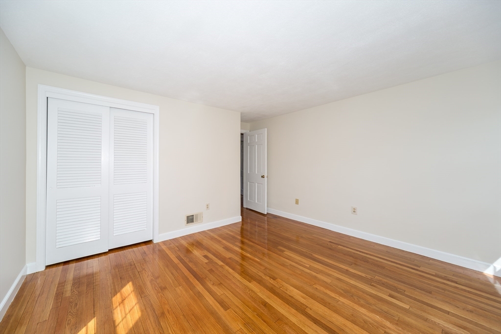 349 Chestnut Street
