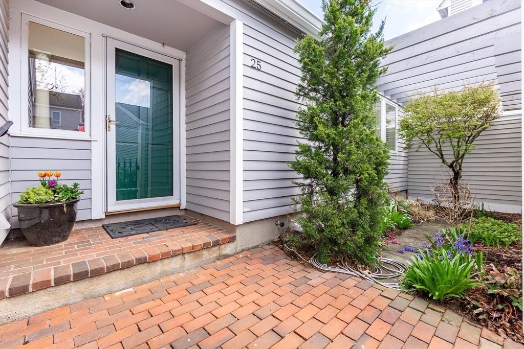 25 Hopewell Farm Rd # 25