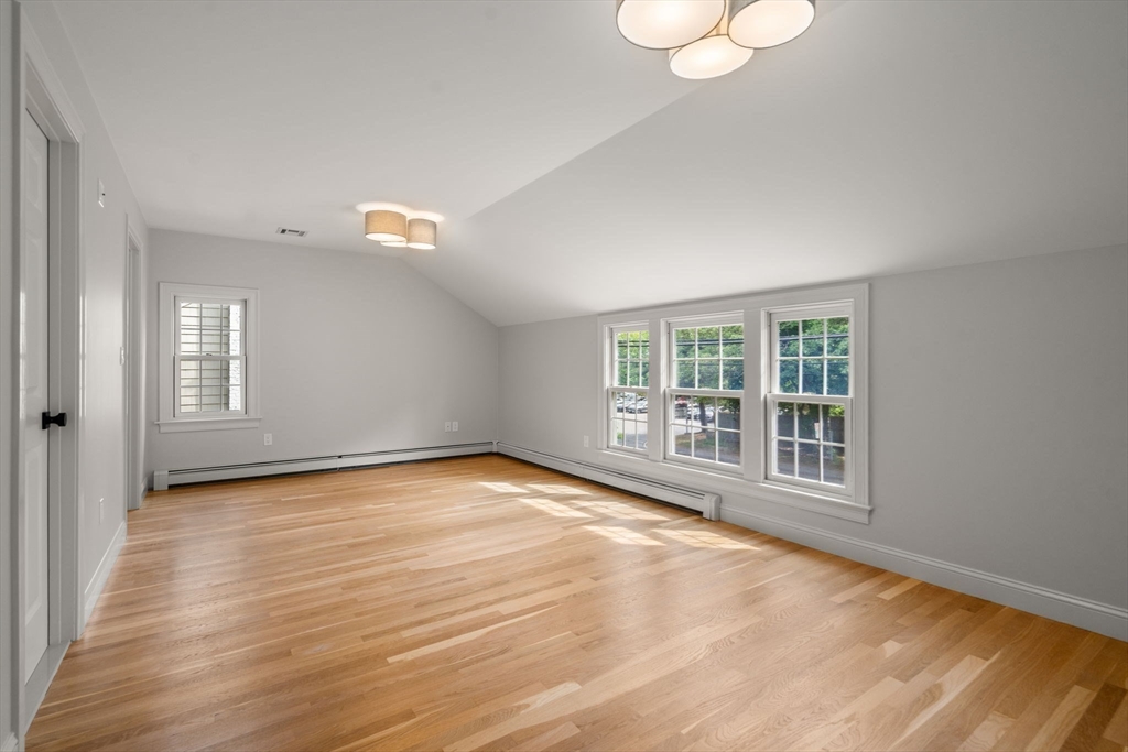 443 Great Plain Ave