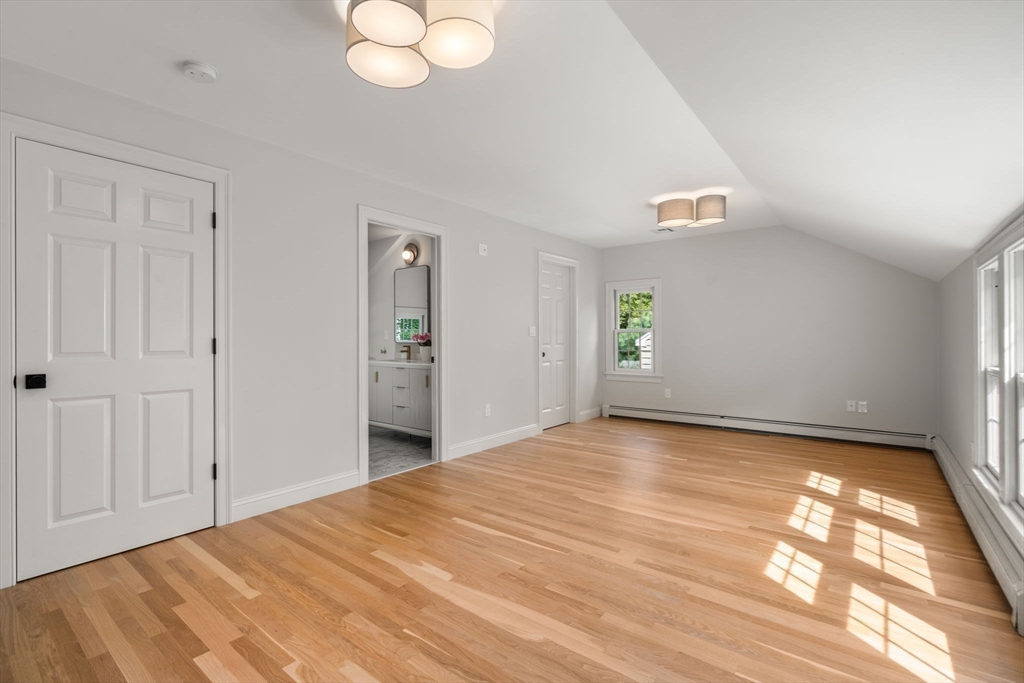 443 Great Plain Ave