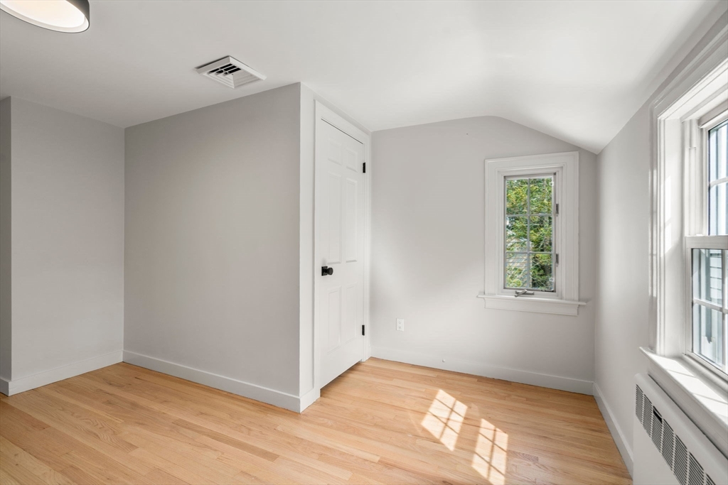 443 Great Plain Ave