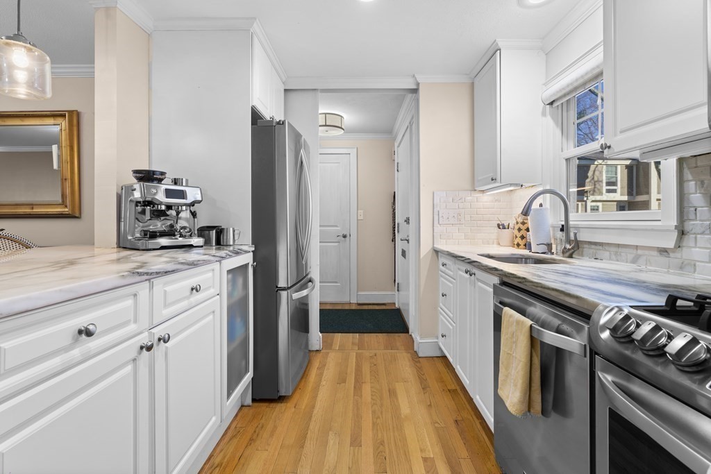 11 Oak St # 37