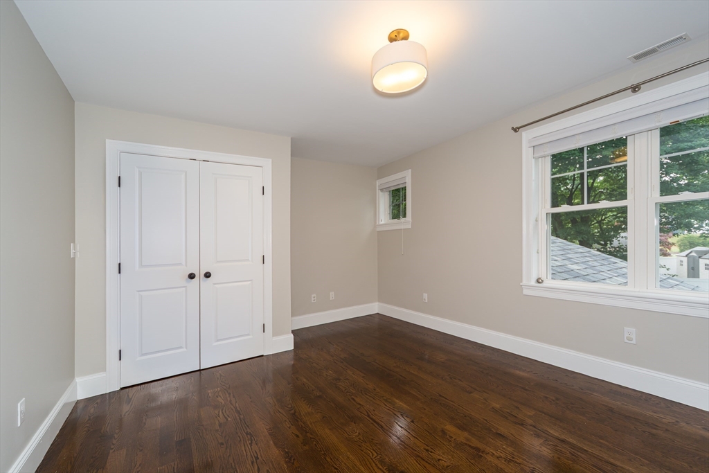 38 Westlake Rd