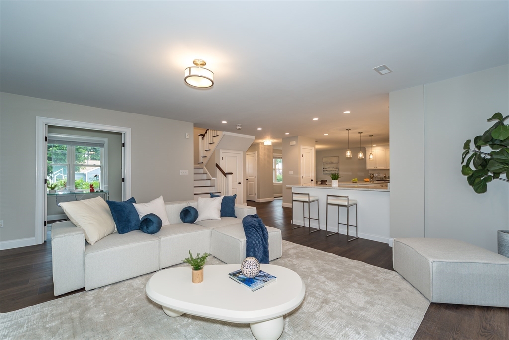 38 Westlake Rd