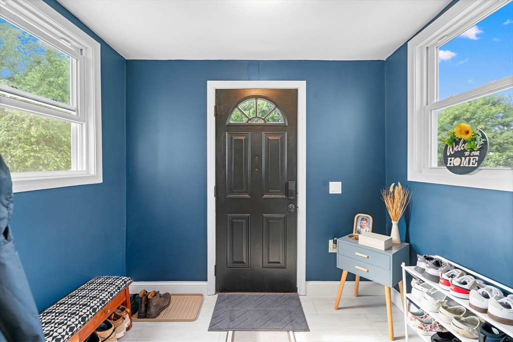 11 Heroult Rd