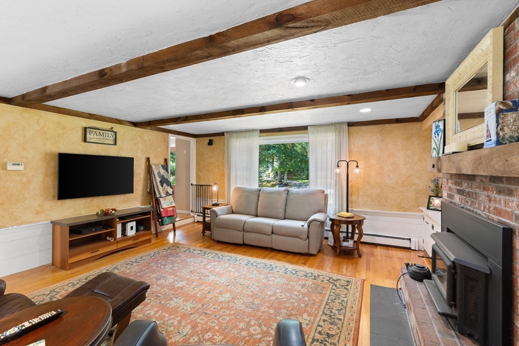 3 Stonehill Rd