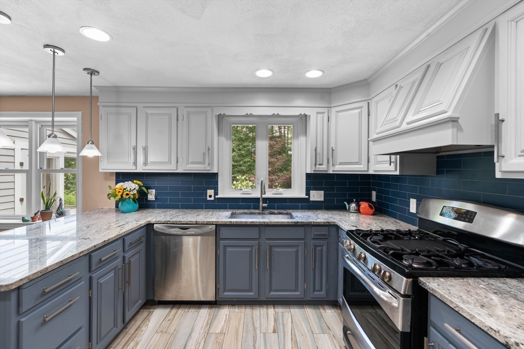 3 Stonehill Rd