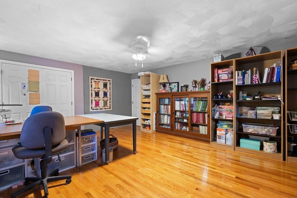 3 Stonehill Rd