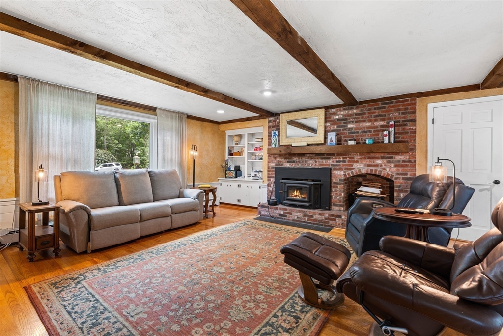 3 Stonehill Rd