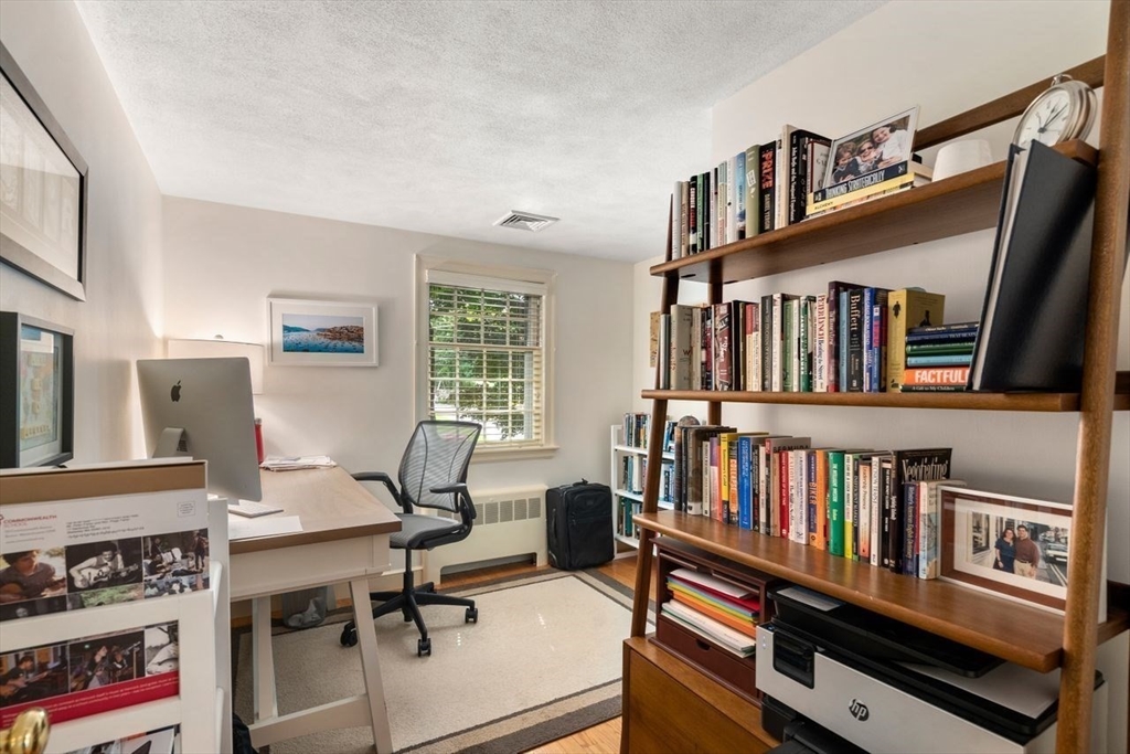 11 Nantucket Road # 11