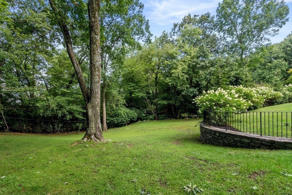 11 Nantucket Road # 11