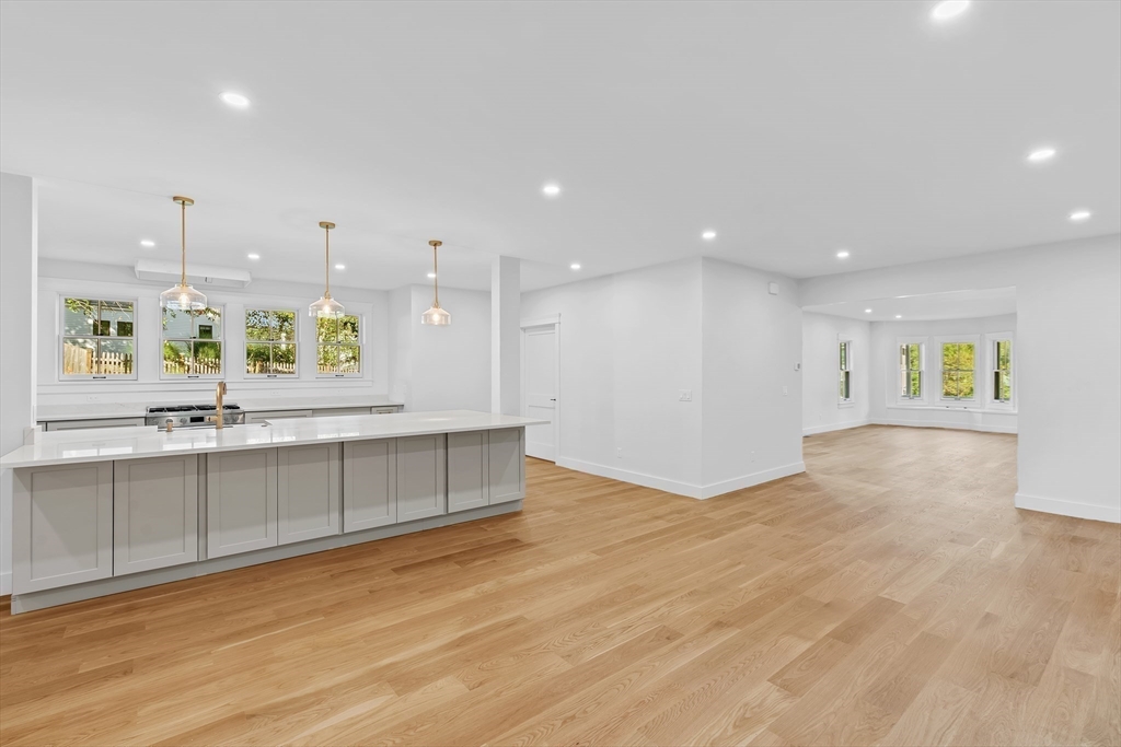 83 Eliot St