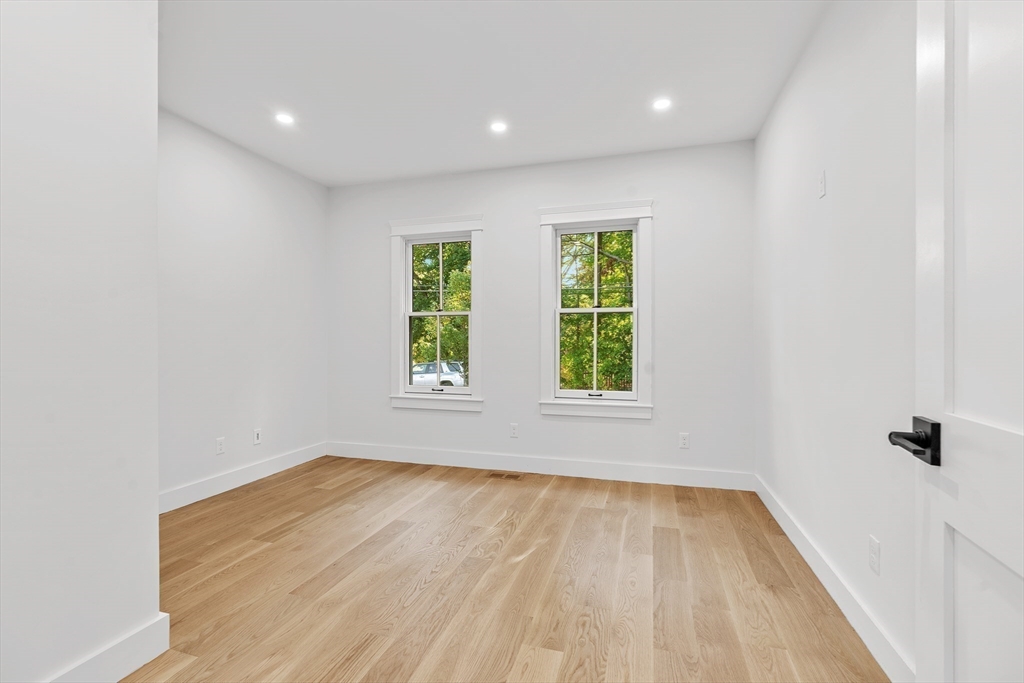 83 Eliot St