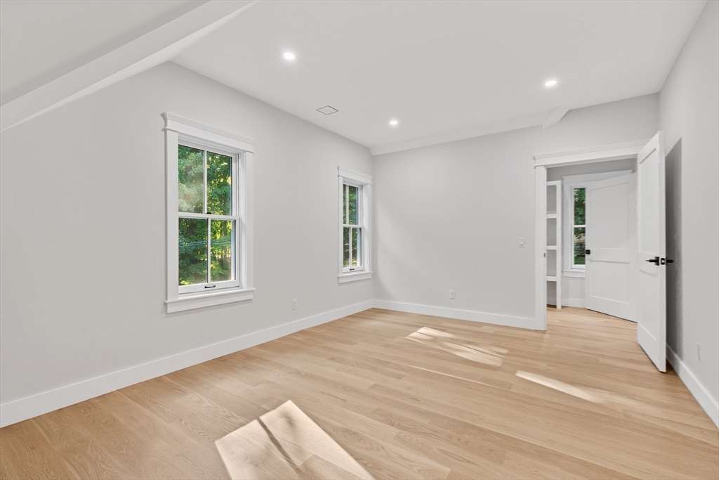 83 Eliot St